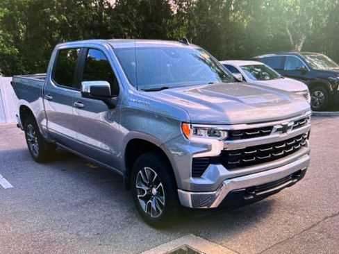 Used 2023 Chevrolet Silverado 1500 LT AWD/4WD image 8