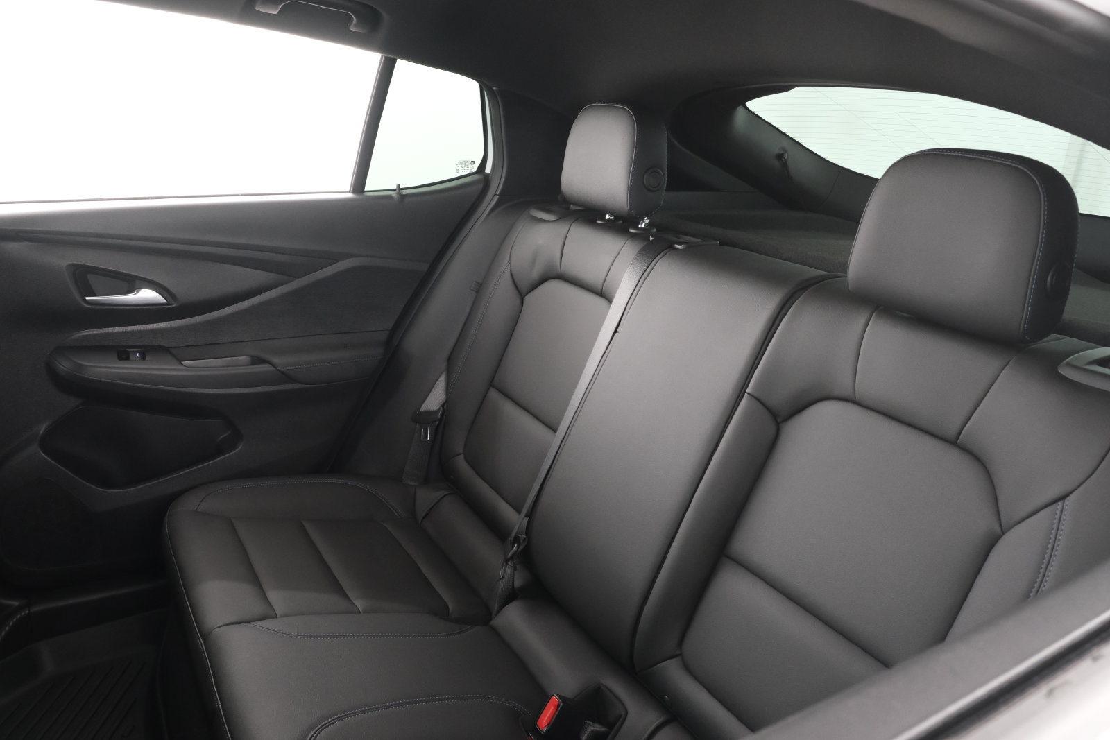 Used 2025 Buick Envista Sport Touring FWD image 33