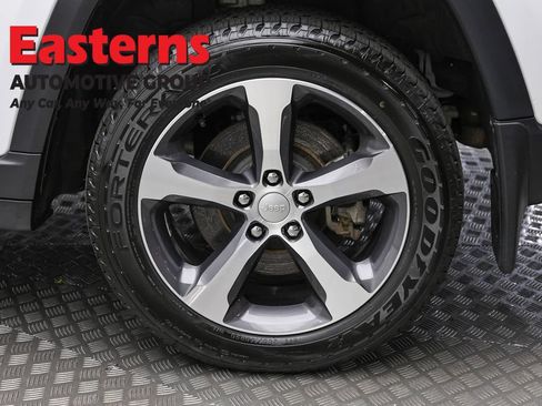 Used 2022 Jeep Grand Cherokee Limited 4xe w/ MOPAR Finishing Package AWD/4WD image 8