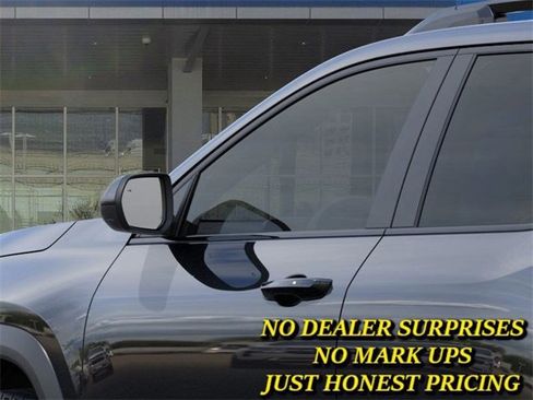 New 2026 Chevrolet Equinox RS image 12