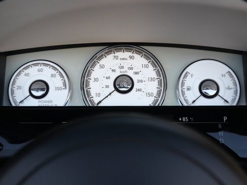 Certified 2018 Rolls-Royce Dawn image 16