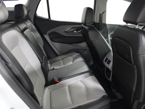 Used 2022 GMC Terrain SLT w/ Infotainment Package II AWD/4WD image 23