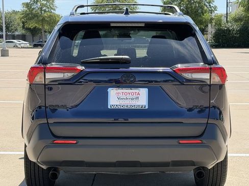 Certified 2025 Toyota RAV4 XLE Premium FWD image 5