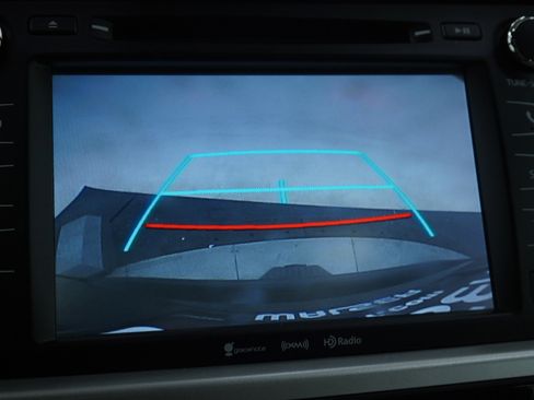 Used 2019 Toyota Highlander XLE image 31