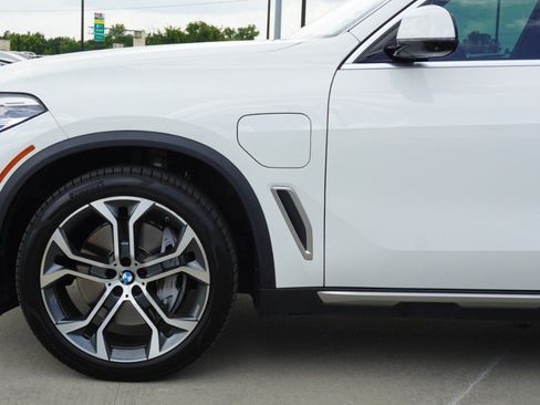 Used 2021 BMW X5 xDrive45e w/ Premium Package AWD/4WD image 10