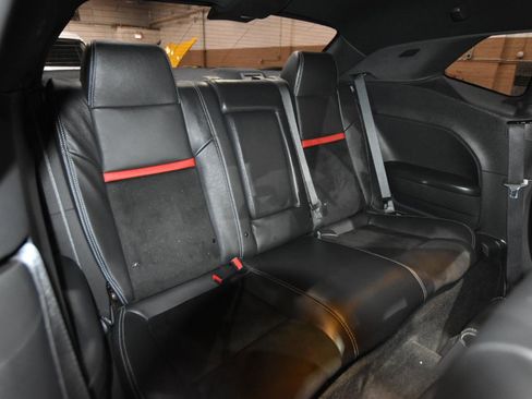 Used 2012 Dodge Challenger SRT8 image 41