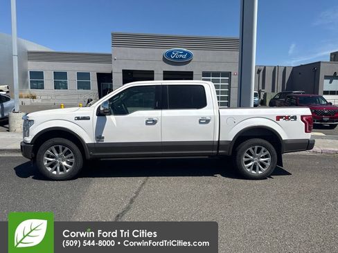 Used 2017 Ford F150 King Ranch w/ Equipment Group 601A Luxury AWD/4WD image 8