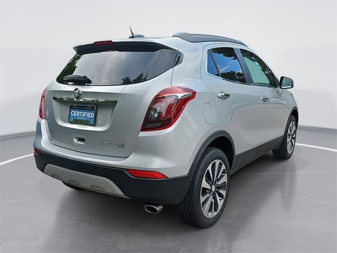 Used 2022 Buick Encore Preferred image 3