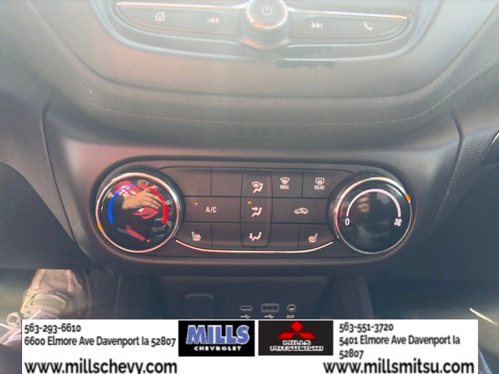 Used 2023 Chevrolet TrailBlazer LT FWD image 16