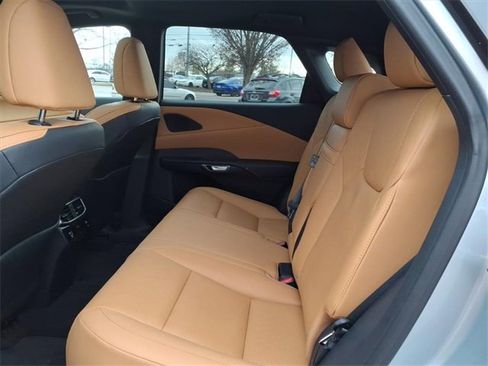 Used 2025 Lexus RX 350 FWD image 13