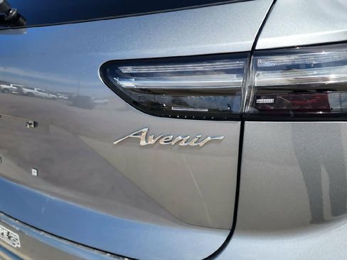 Used 2023 Buick Envision Avenir FWD image 6