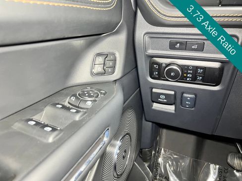 Used 2024 Ford Expedition Max Platinum AWD/4WD image 28