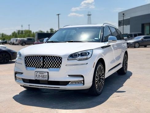 Used 2021 Lincoln Aviator Black Label AWD/4WD image 2