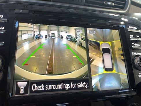 Used 2024 Nissan Murano SL image 7