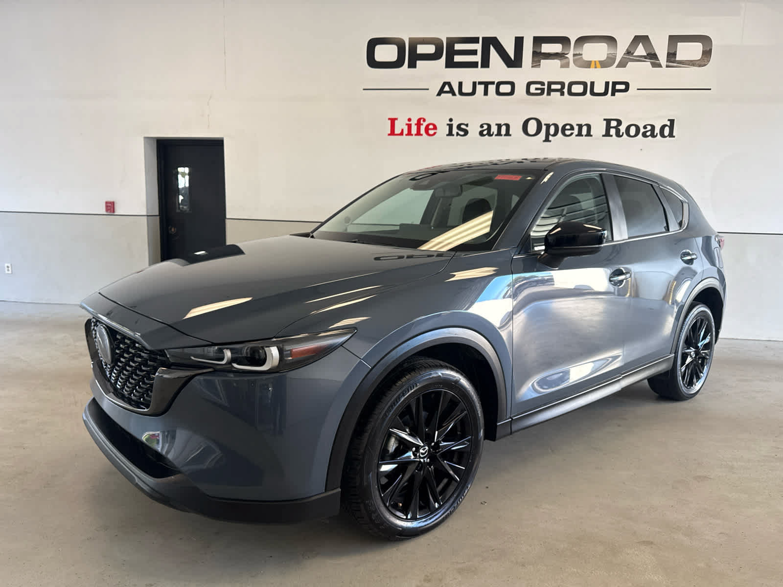 Certified 2024 MAZDA CX-5 Carbon Edition AWD/4WD image 3