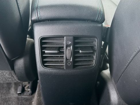 Used 2022 Kia Niro EX Premium w/ Cold Weather Package image 22