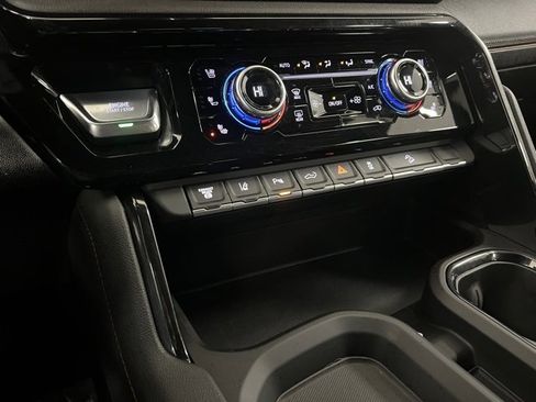 Used 2025 GMC Sierra 3500 AT4 w/ AT4 Premium Plus Package image 44