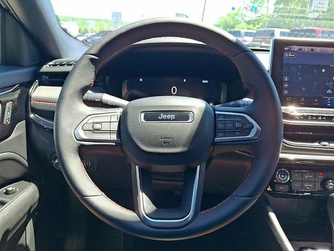 Used 2024 Jeep Compass Trailhawk w/ Trailhawk Elite Group AWD/4WD image 16
