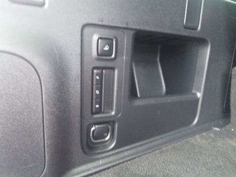 Used 2025 Ford Expedition Active AWD/4WD image 14