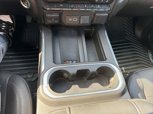 Used 2022 Chevrolet Silverado 2500 LTZ w/ LTZ Plus Package AWD/4WD image 22
