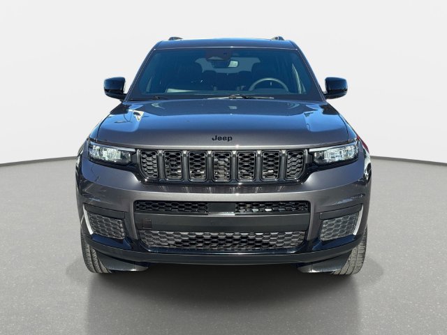 Used 2023 Jeep Grand Cherokee L Altitude AWD/4WD image 8