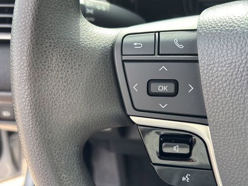 Used 2025 Toyota Camry LE image 23