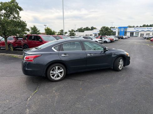 Used 2015 Nissan Altima 2.5 SL FWD image 12