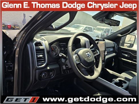 New 2026 RAM 2500 Big Horn AWD/4WD image 8
