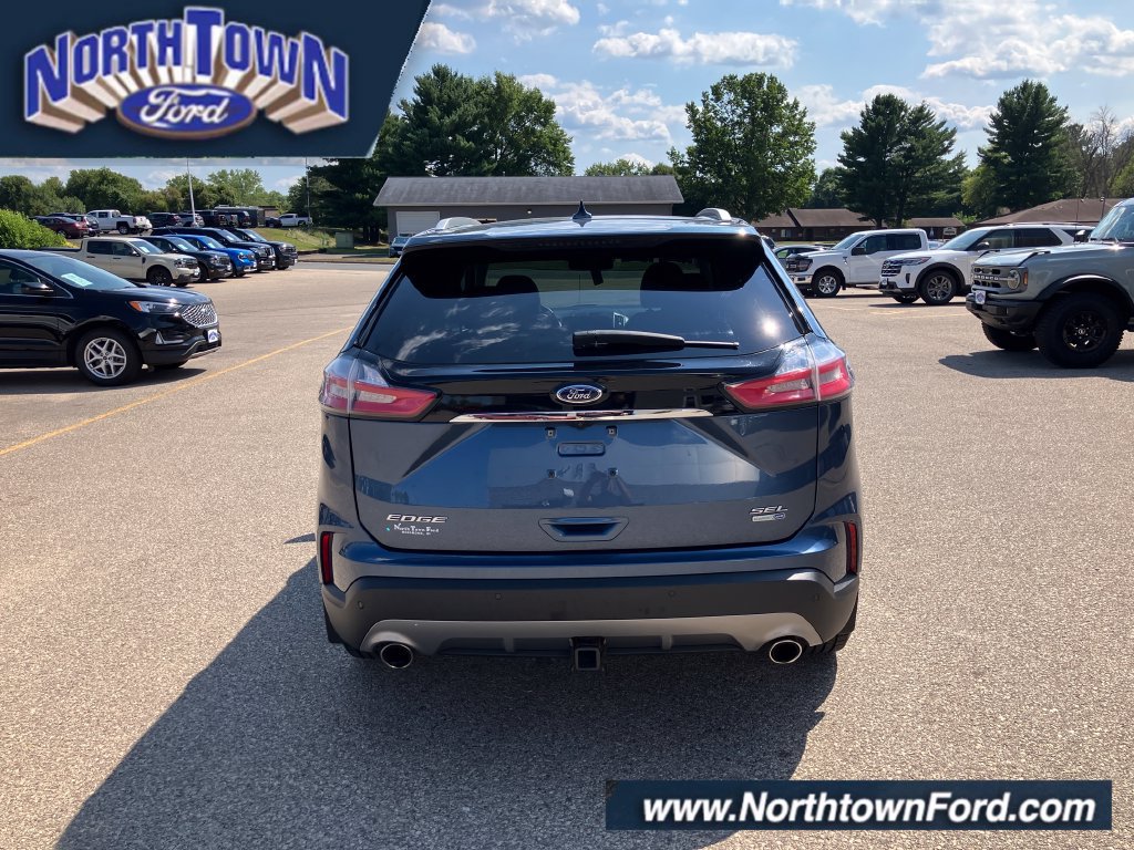 Used 2019 Ford Edge SEL w/ Equipment Group 201A AWD/4WD image 8