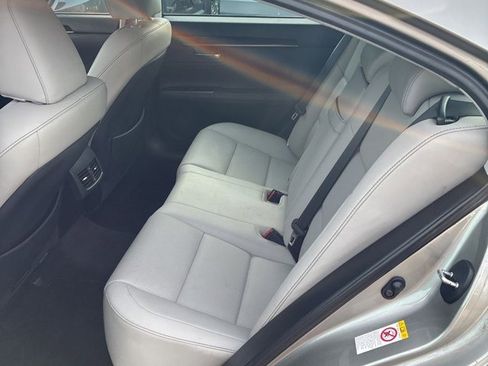 Used 2018 Lexus ES 350 image 6
