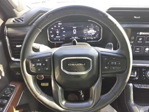 Used 2024 GMC Sierra 1500 Denali Ultimate AWD/4WD image 2