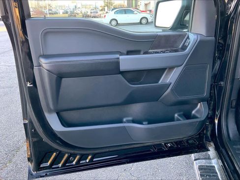 Used 2024 Ford F150 XLT w/ Mobile Office Package image 20