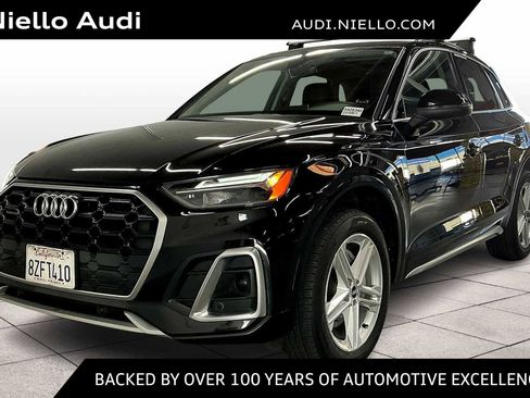 Used 2022 Audi Q5 e Premium w/ Convenience Package image 1