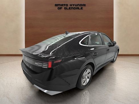 New 2026 Hyundai Sonata SE FWD image 6