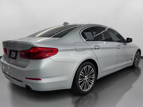 Used 2019 BMW 530i xDrive w/ Convenience Package image 10