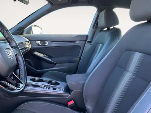 Used 2023 Honda Civic Sport image 10