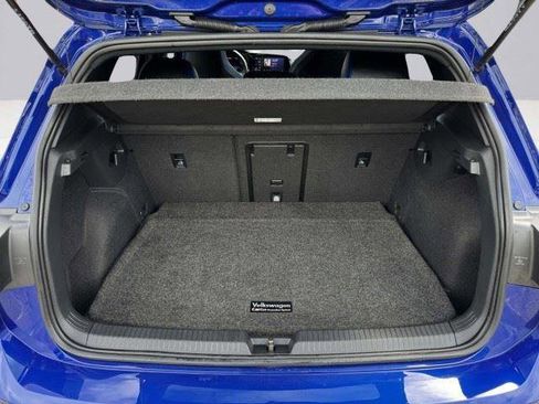 Used 2022 Volkswagen Golf R AWD/4WD image 57