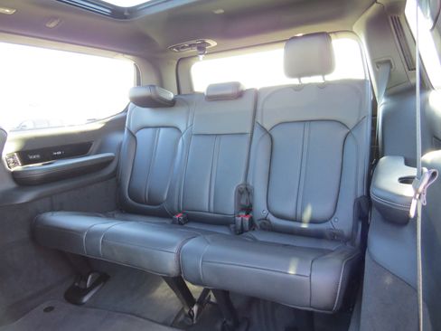 New 2026 Jeep Grand Wagoneer Summit image 15