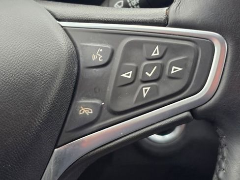 Used 2022 Chevrolet Equinox LT image 35