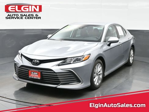 Used 2024 Toyota Camry LE FWD image 1