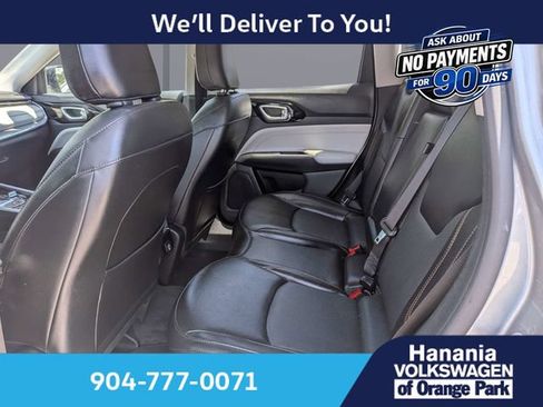 Used 2022 Jeep Compass Limited w/ Sun and Sound Group AWD/4WD image 14