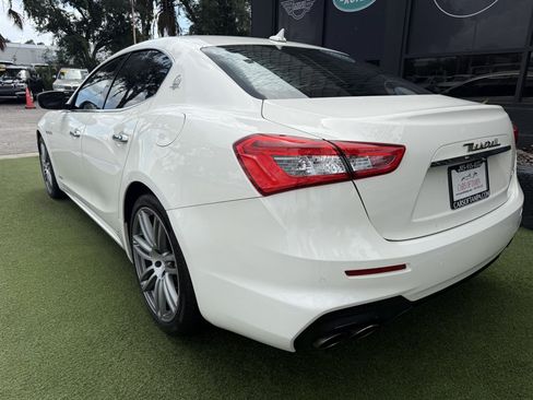 Used 2018 Maserati Ghibli GranSport RWD image 4