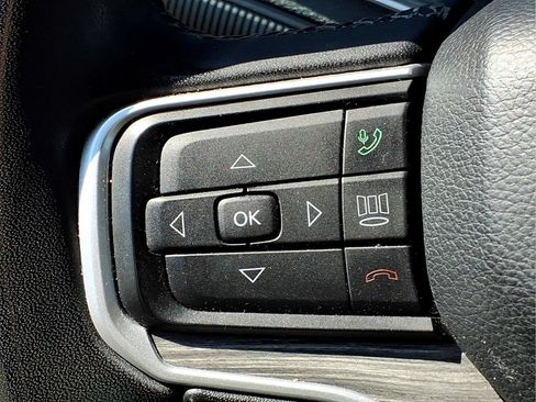 Used 2024 Jeep Wagoneer L Series III w/ Premium Group I AWD/4WD image 20