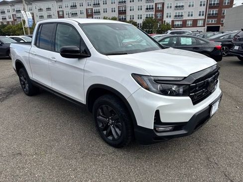 Certified 2024 Honda Ridgeline Sport image 22