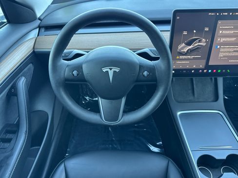 Used 2023 Tesla Model 3 Standard Range image 14