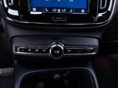 Used 2023 Volvo XC40 Recharge Plus AWD/4WD image 26