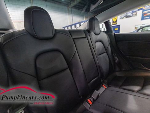 Used 2023 Tesla Model 3 Standard Range image 24