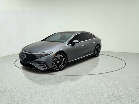 Used 2022 Mercedes-Benz EQS 450+ Sedan image 1