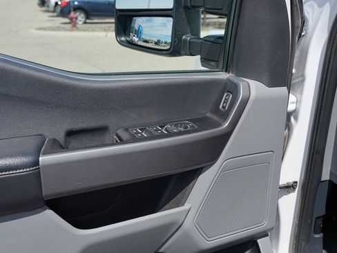 Used 2025 Ford F250 XLT AWD/4WD image 26