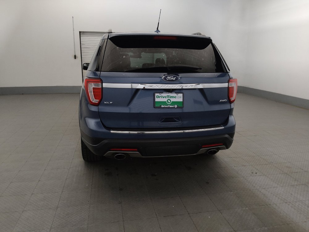 Used 2018 Ford Explorer XLT w/ Equipment Group 201A AWD/4WD image 6
